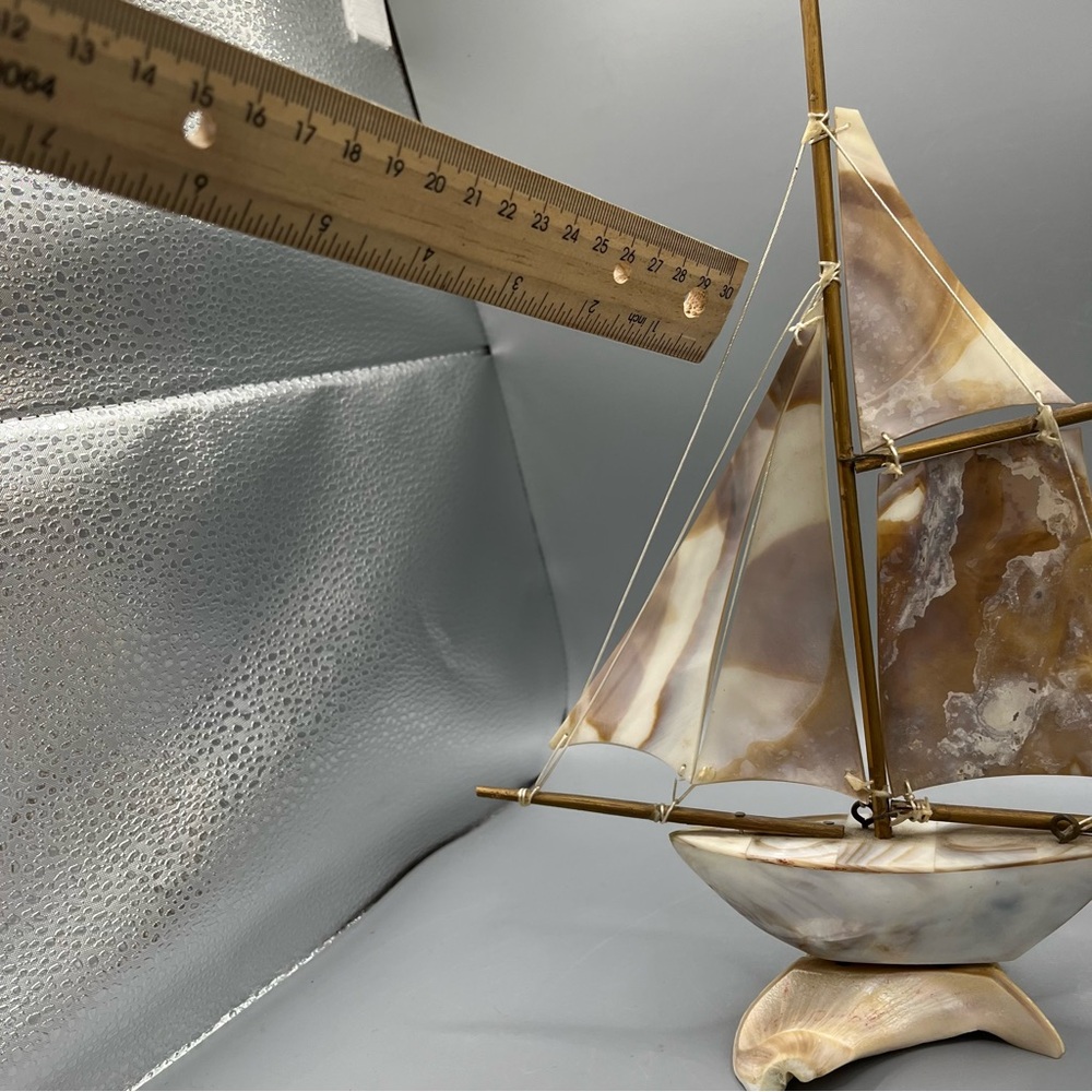 Vintage Midcentury Mother Of Pearl Sail Boat Model MCM - Picture 4 of 8